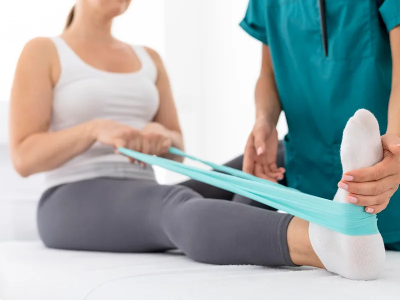 Intersegmental Traction Therapy at The Lab Chiropractic in Charles
