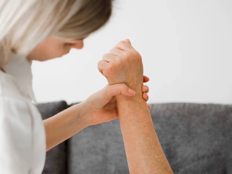 Chiropractic care for neuropathy at The Lab Chiropractic in Charles