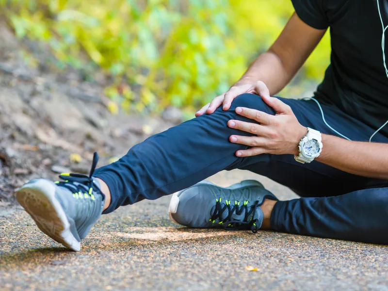 How The Lab Chiropractic treats sprains & strains in Charles